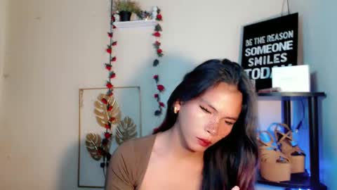 KATE online show from April 19, 2026, 1:05 am