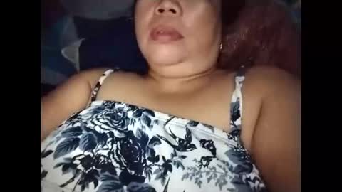 lovely_orchid online show from February 15, 2026, 7:54 pm