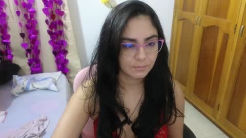 Snapshot of lovely_trix_ chatting on December 24, 2024, 11:38 am Trix online show from December 24, 2024, 11:38 am