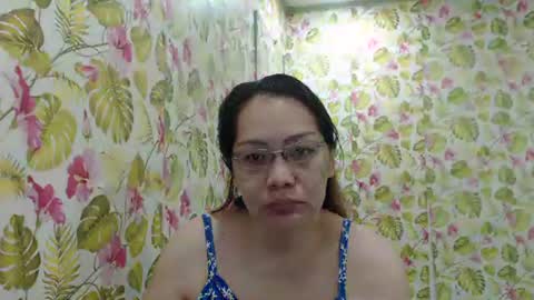 lovelyasiancutie online show from September 14, 2025, 9:03 pm