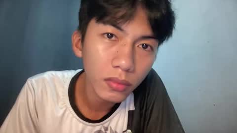 lovelyboy_jm online show from May 21, 2026, 2:35 pm