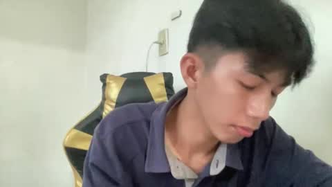 lovelyboy_jm online show from June 7, 2026, 3:43 am