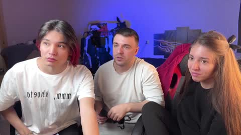 lovelydany3 online show from December 19, 2024, 4:24 pm