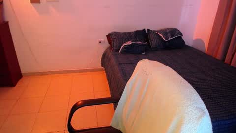 lovely   online show from January 18, 2025, 10:17 pm