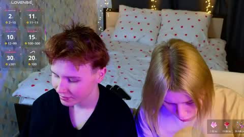 Snapshot of lovelygirllss chatting on April 14, 2026, 9:37 am your sweet girls online show from April 14, 2026, 9:37 am