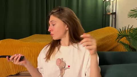 Kate only online show from April 23, 2026, 3:14 pm