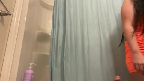 lovelykatiebabe online show from February 5, 2026, 5:17 pm