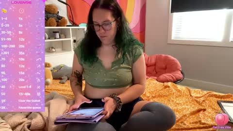 Lilith online show from December 3, 2024, 8:06 pm