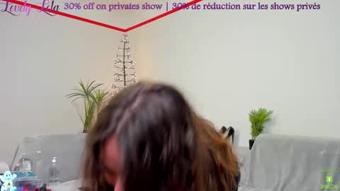 Snapshot of lovelylola_fr chatting on December 13, 2025, 9:09 pm Lola online show from December 13, 2025, 9:09 pm