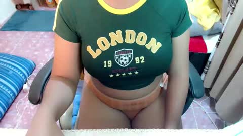 Snapshot of lovelymarish chatting on October 15, 2025, 10:48 am lovelymarish online show from October 15, 2025, 10:48 am