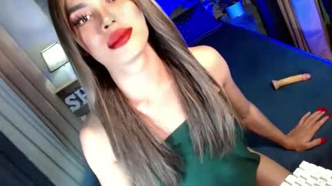 lovelymiss_shyna11 online show from January 14, 2026, 5:18 pm