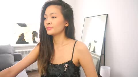 kim online show from March 5, 2025, 10:11 am