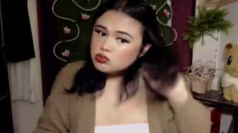 lovely online show from October 26, 2025, 6:36 pm