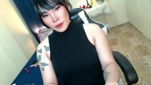 STWEET LINA online show from September 21, 2025, 2:51 pm