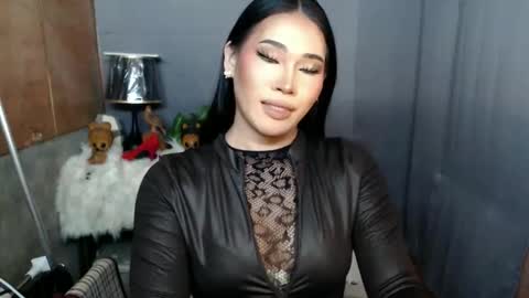 STWEET LINA online show from March 19, 2026, 3:05 pm