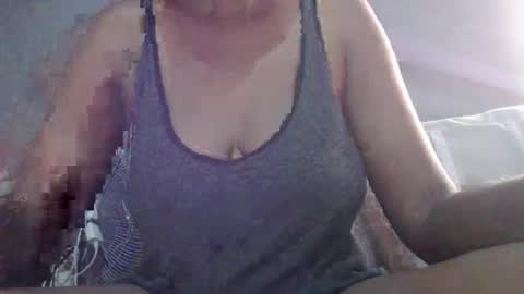 miss fancy louis online show from September 15, 2025, 11:32 am