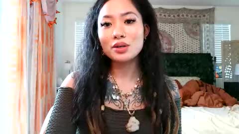 Snapshot of lovelyxmacii chatting on January 6, 2026, 7:28 pm lovelyxmacii online show from January 6, 2026, 7:28 pm