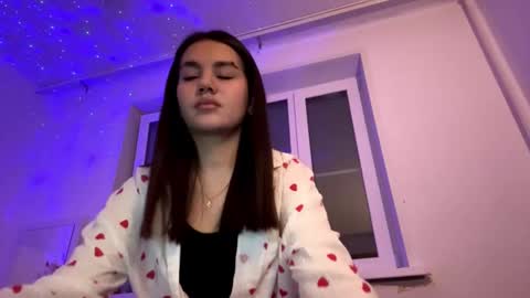 Kalie online show from November 13, 2025, 2:27 pm