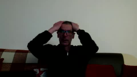 lovepvcearly50s online show from December 17, 2025, 8:15 pm