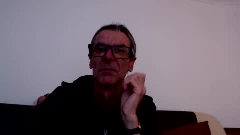 lovepvcearly50s online show from April 19, 2026, 5:23 pm