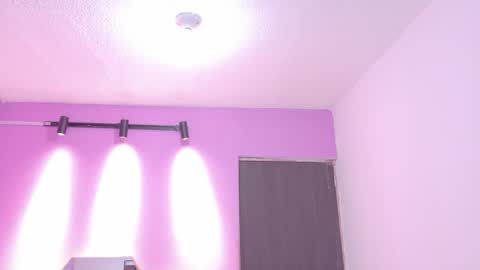 L O V E  online show from March 24, 2026, 11:26 am