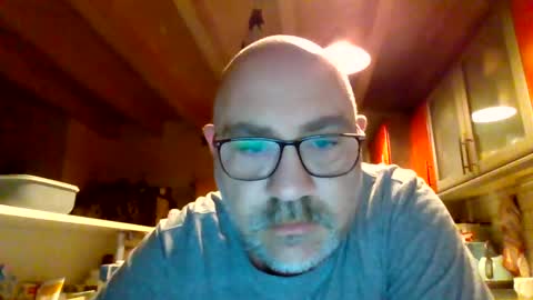 lover010983 online show from February 23, 2025, 5:12 am