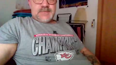 lover010983 online show from February 10, 2026, 10:08 am