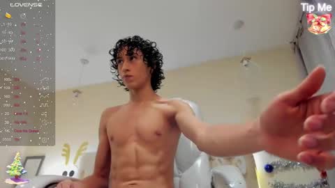 loverboy8_ online show from December 24, 2024, 4:11 am