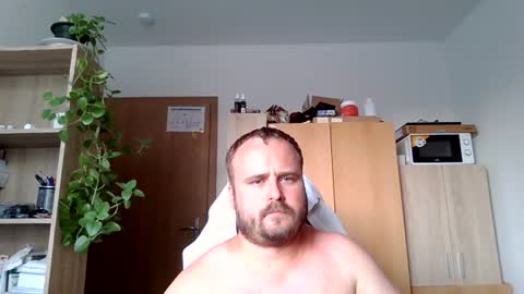 LOVER online show from July 27, 2026, 6:04 pm