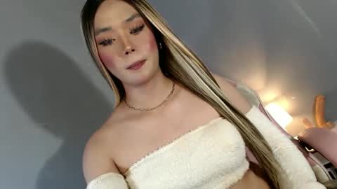 Snapshot of lovers_moon22 chatting on January 14, 2025, 12:54 am lovers moon22 online show from January 14, 2025, 12:54 am