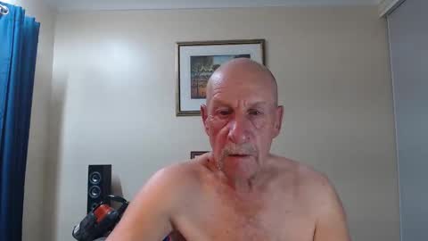 Lovesblackazz online show from February 24, 2026, 10:35 am