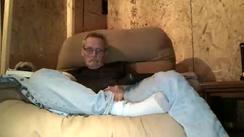 just here to have fun and cum online show from November 3, 2025, 12:35 am