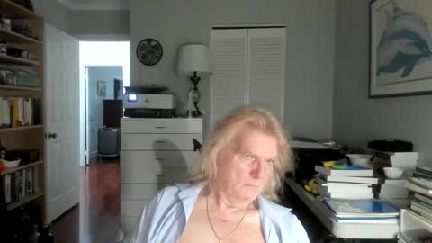 Snapshot of lovestylistwomen chatting on April 28, 2026, 2:10 am Michael online show from April 28, 2026, 2:10 am