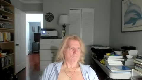 Snapshot of lovestylistwomen chatting on April 28, 2026, 2:27 am Michael online show from April 28, 2026, 2:27 am