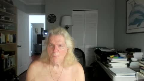 Snapshot of lovestylistwomen chatting on June 17, 2026, 2:14 am Michael online show from June 17, 2026, 2:14 am