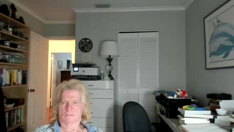 Snapshot of lovestylistwomen chatting on August 1, 2026, 7:40 am Michael online show from August 1, 2026, 7:40 am