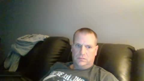 lovetocum37 online show from March 6, 2025, 3:57 am