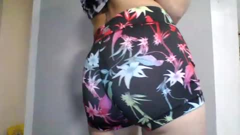 lovetocum69699 online show from October 8, 2025, 5:10 pm