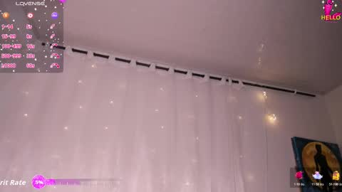 Danna online show from November 15, 2025, 11:43 pm