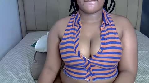 loveydivah online show from October 8, 2025, 6:49 pm