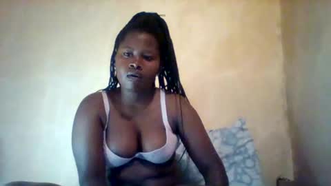 Snapshot of loviett chatting on April 12, 2026, 10:37 pm loviett online show from April 12, 2026, 10:37 pm