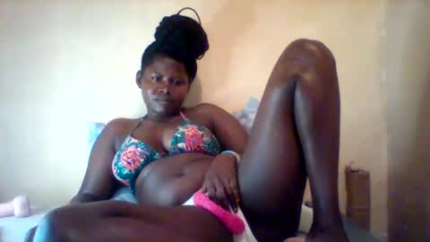 Snapshot of loviett chatting on April 22, 2026, 7:00 am loviett online show from April 22, 2026, 7:00 am