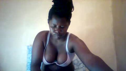 Snapshot of loviett chatting on May 3, 2026, 3:01 am loviett online show from May 3, 2026, 3:01 am