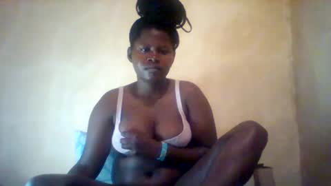 Snapshot of loviett chatting on May 3, 2026, 3:29 pm loviett online show from May 3, 2026, 3:29 pm