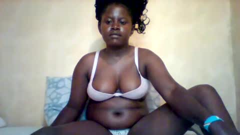 Snapshot of loviett chatting on May 14, 2026, 11:50 am loviett online show from May 14, 2026, 11:50 am