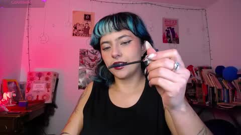 loving_alma online show from February 15, 2026, 12:51 am