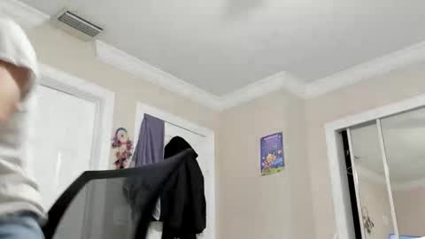 Snapshot of loving_bbw chatting on March 21, 2026, 3:04 pm DarkGhost online show from March 21, 2026, 3:04 pm