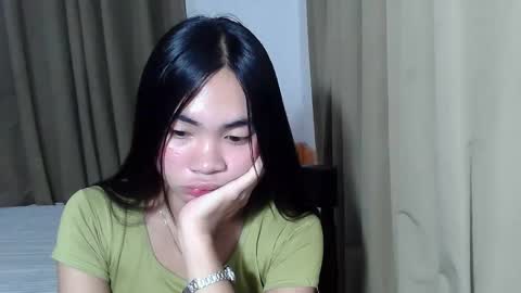 loving_rhean online show from September 21, 2025, 12:18 pm