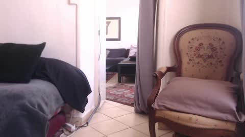 Snapshot of lovio75 chatting on April 17, 2026, 11:13 am lovio75 online show from April 17, 2026, 11:13 am