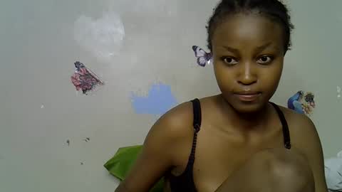 lovly_lastborn1 online show from May 13, 2026, 6:55 am